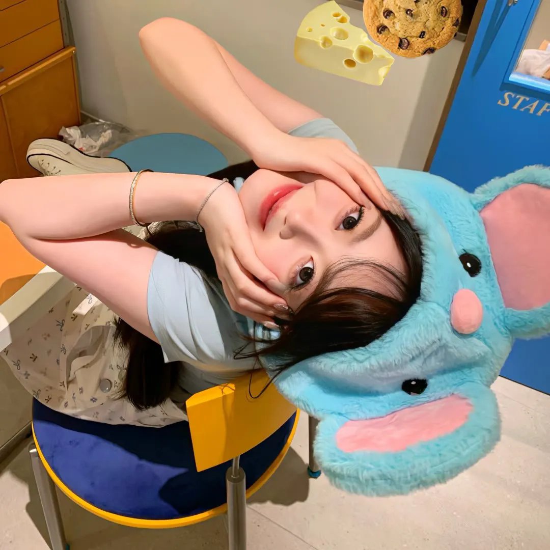 机械怪兽海报
