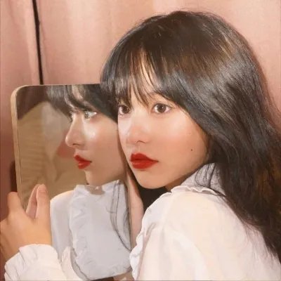 闪闪的红星之红星小勇士海报